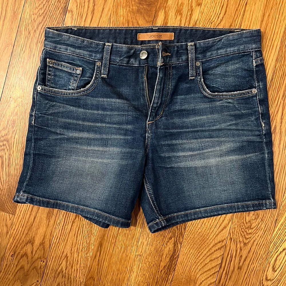 SOLD - JOES JEANS boyfriends short 24